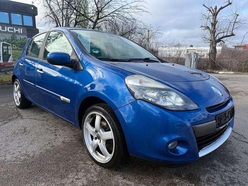 Gebraucht Renault Clio III Dynamique 75 PS (55 kW) 2010 Blau Limousine