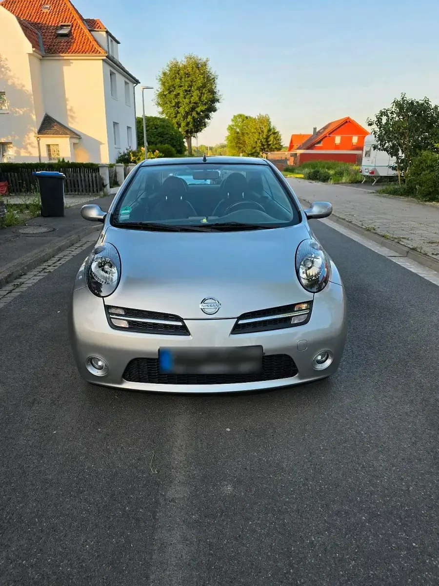 Gebraucht Nissan Micra C+C Premium Edition 110 PS (80 kW) 2006 Silber Cabrio