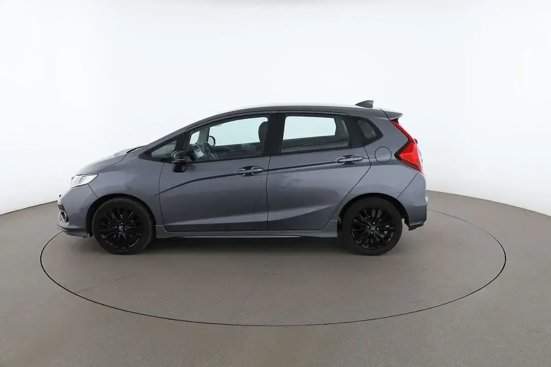 Gebraucht Honda Jazz Dynamic 131 PS (96 kW) 2018 Grau Kleinwagen