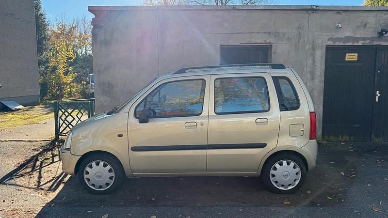 Gold Gebraucht 2005 Opel Agila Kleinwagen | 900 € (Guter Preis) - Bild 1/4