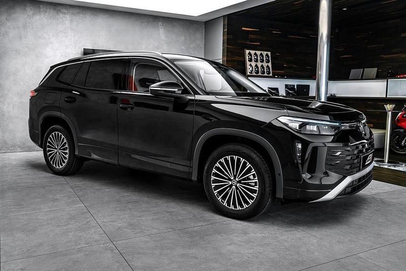 Używany VW Tayron 150 KM (110 kW) 2025 Czarny SUV