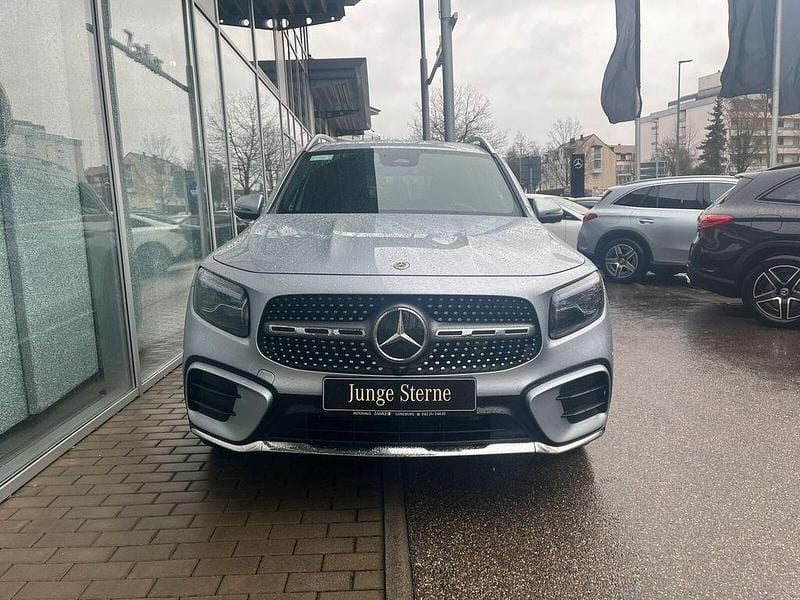Gebraucht Mercedes GLB200 AMG 150 PS (110 kW) 2024 Silber SUV