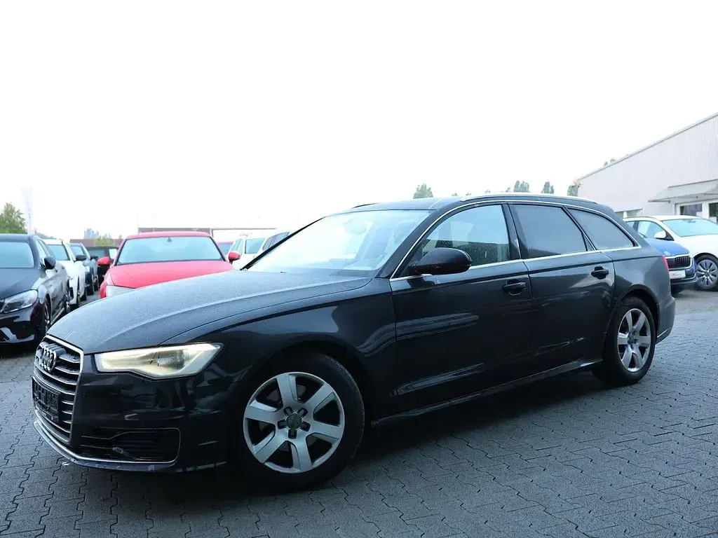 Gebraucht Audi A6 Business 190 PS (139 kW) 2015 Mythosschwarz Kombi