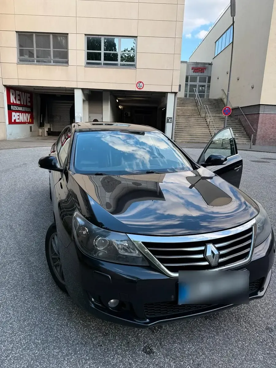 Gebraucht Renault Latitude 170 PS (125 kW) 2011 Schwarz Limousine