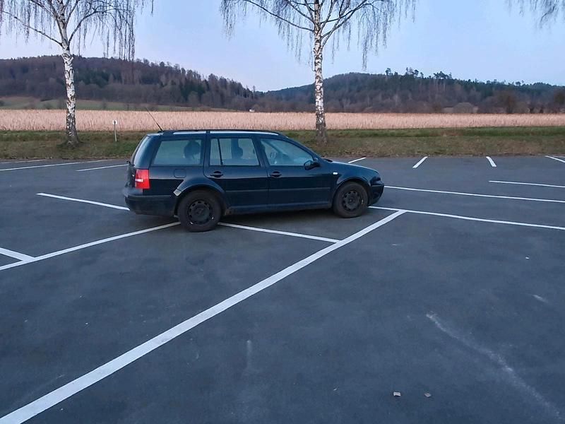 Gebraucht VW Golf IV 101 PS (74 kW) 2005 Blau Kombi