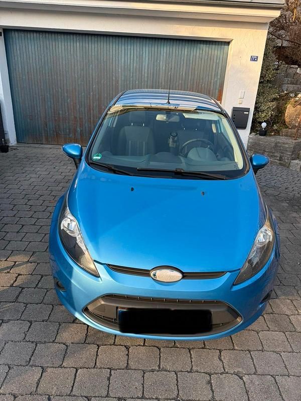 Gebraucht Ford Fiesta Trend 82 PS (60 kW) 2009 Blau Kleinwagen