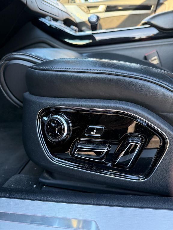 Gebraucht Audi A8 Ambiente 258 PS (189 kW) 2015 Schwarz Limousine