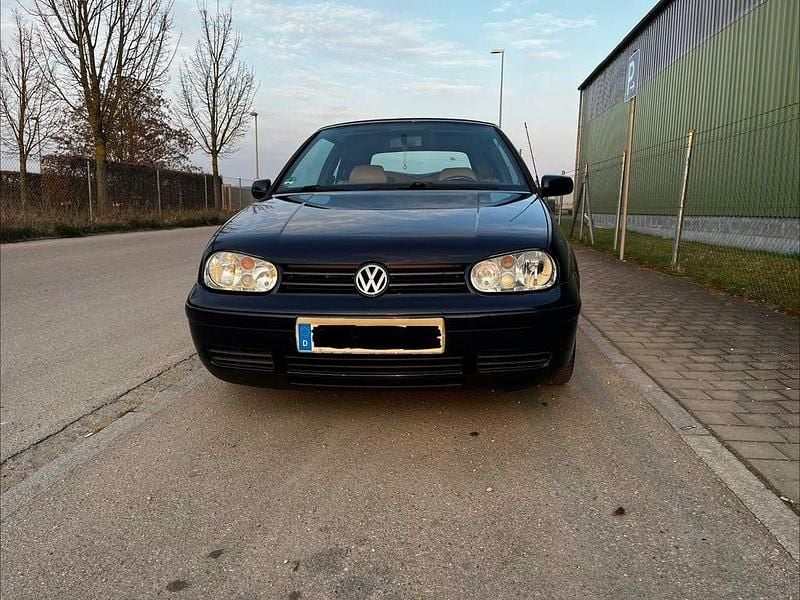 Gebraucht VW Golf Cabriolet Highline 116 PS (85 kW) 2002 Blau Cabrio