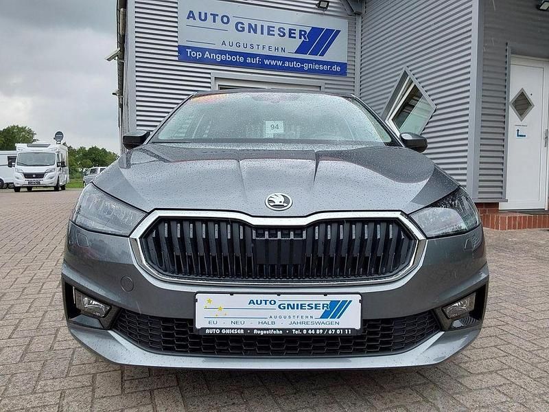 Neu Skoda Fabia Essence 80 PS (58 kW) 2025 Graphite grau Kleinwagen