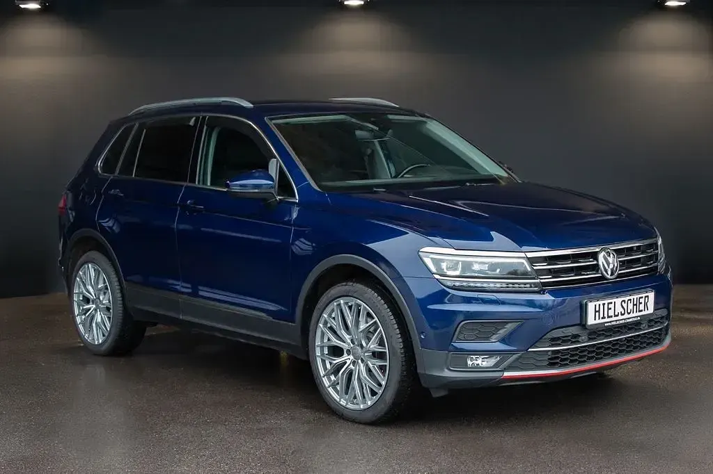 Gebraucht VW Tiguan Highline 239 PS (175 kW) 2020 Blau SUV