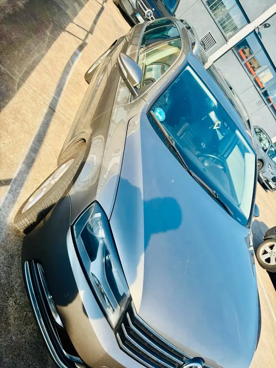 Gebraucht VW Passat Highline 143 PS (105 kW) 2011 Andere farben Kombi