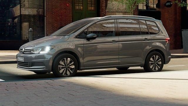 Gebraucht VW Touran Goal 150 PS (110 kW) 2025 Delfingrau metallic Van / Kleinbus