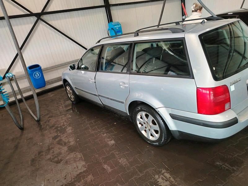 Gebraucht VW Passat 125 PS (91 kW) 1999 Kombi