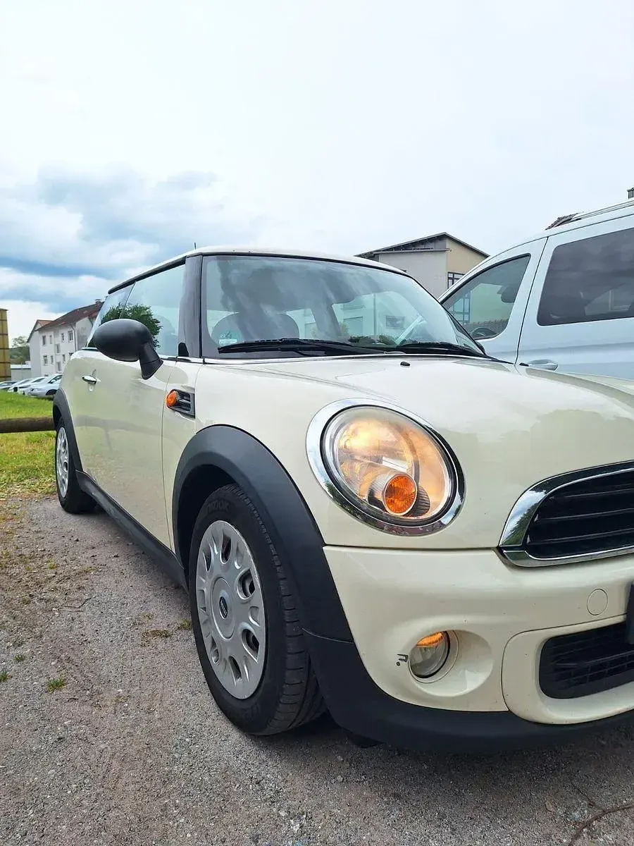 Gebraucht Mini ONE 98 PS (72 kW) 2010 Weiß Kleinwagen