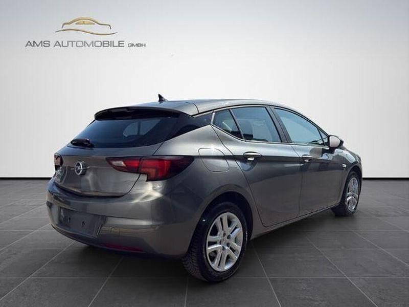 Gebraucht Opel Astra 125 PS (91 kW) 2019 Grau Limousine