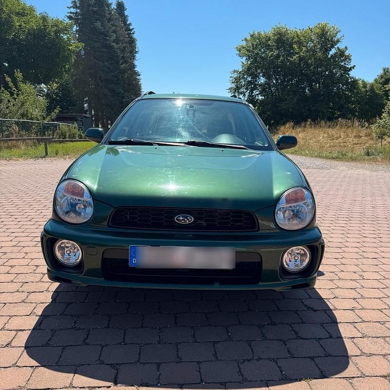 Grün Gebraucht 2001 Subaru Impreza Kombi | 1.850 € - Bild 1/4