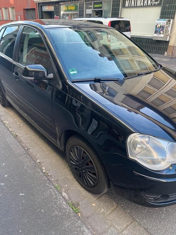Second-hand VW Polo Black Edition 80 CP (58 kW) 2009 Negru Hatchback