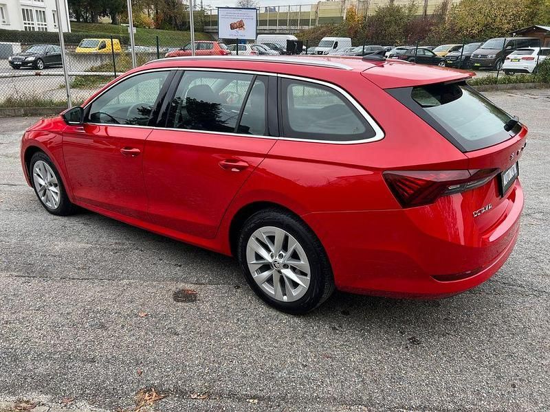 Gebraucht Skoda Octavia 150 PS (110 kW) 2021 Rot Limousine