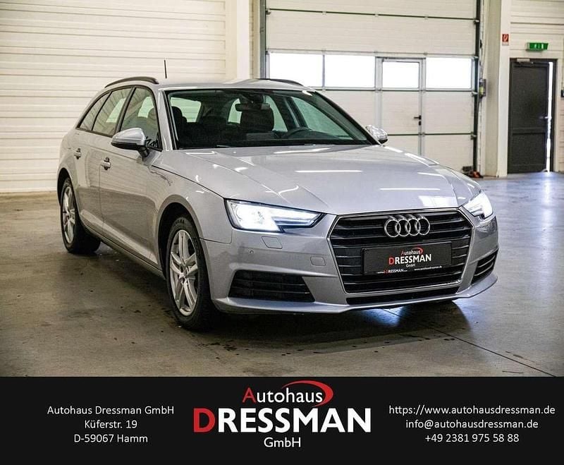 Gebraucht Audi A4 Basis 190 PS (139 kW) 2017 Florettsilber metallic Kombi