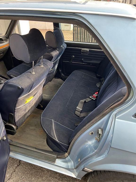 Gebraucht BMW 518 90 PS (66 kW) 1975 Blau Limousine