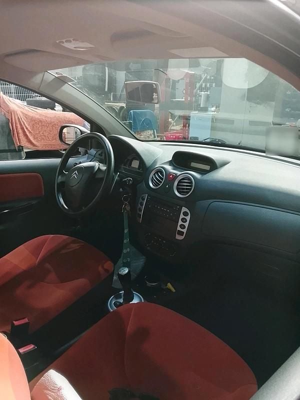 Gebraucht Citroën C2 74 PS (54 kW) 2003 Schwarz Kleinwagen