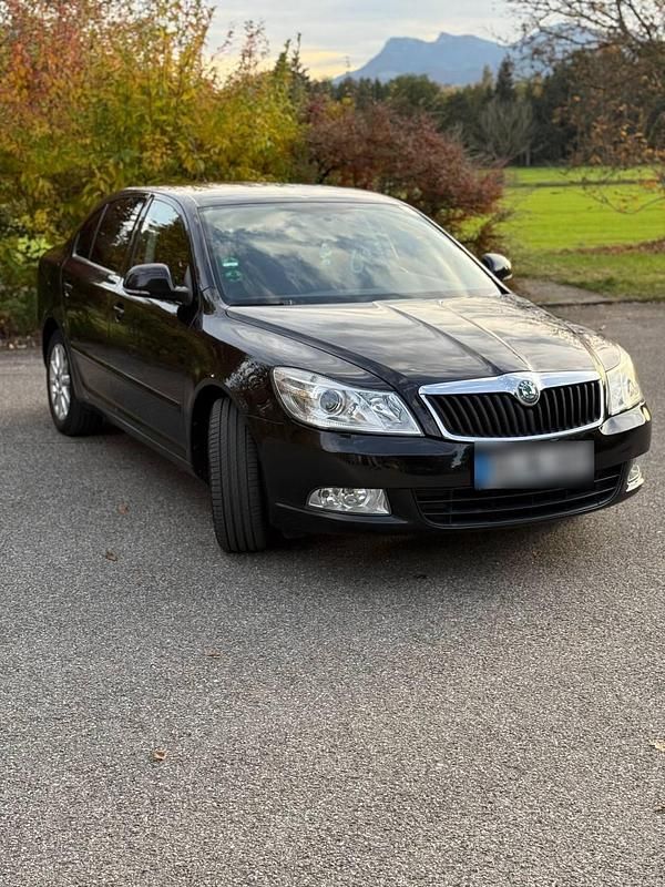 Gebraucht Skoda Octavia 122 PS (89 kW) 2009 Schwarz Limousine