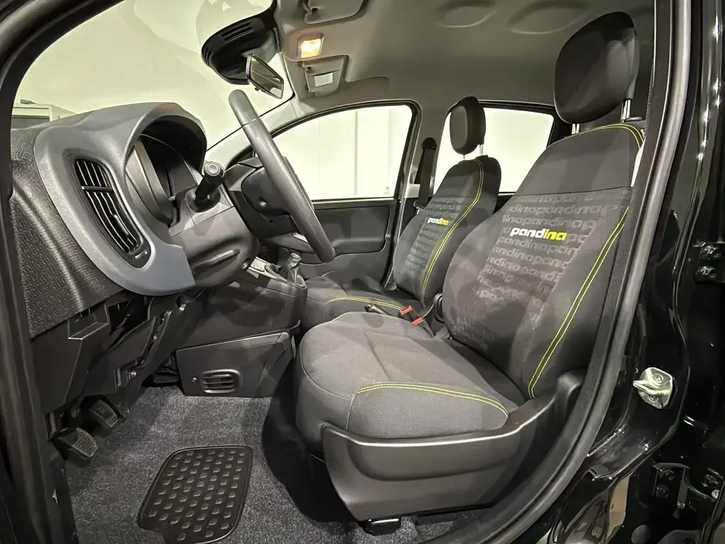 Usata Fiat Panda 69 CV (50 kW) 2024 Nero Utilitaria
