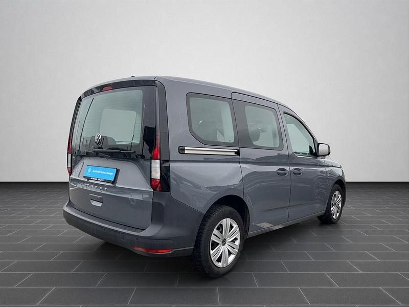 Gebraucht VW Caddy Basis 114 PS (83 kW) 2023 Pure grey Van / Kleinbus