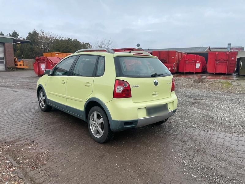 Gebraucht VW Polo Cross Edition 55 PS (40 kW) 2004 Grün Kleinwagen