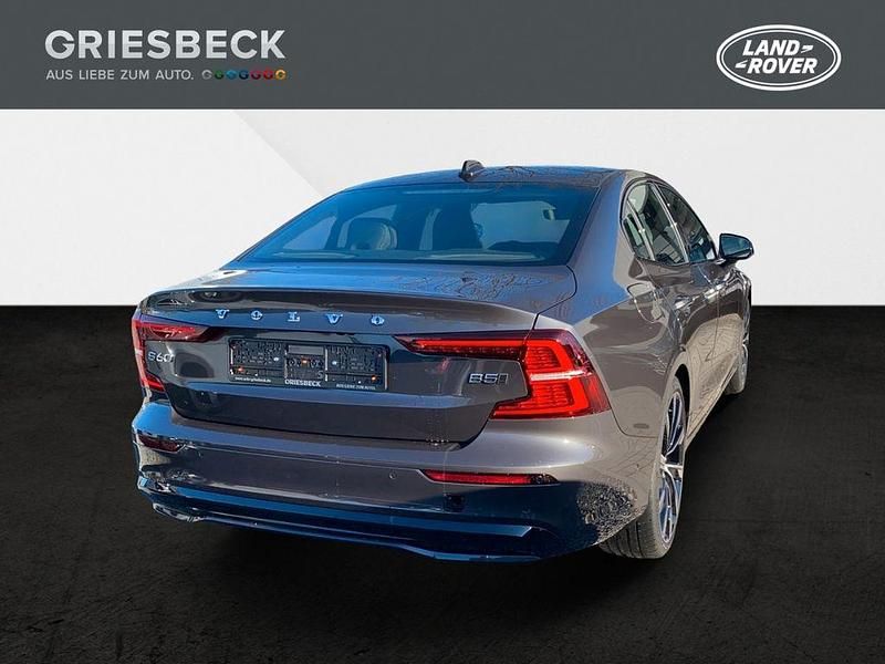 Gebraucht Volvo S60 Ultimate 250 PS (183 kW) 2024 Platinum grey / metallic Limousine