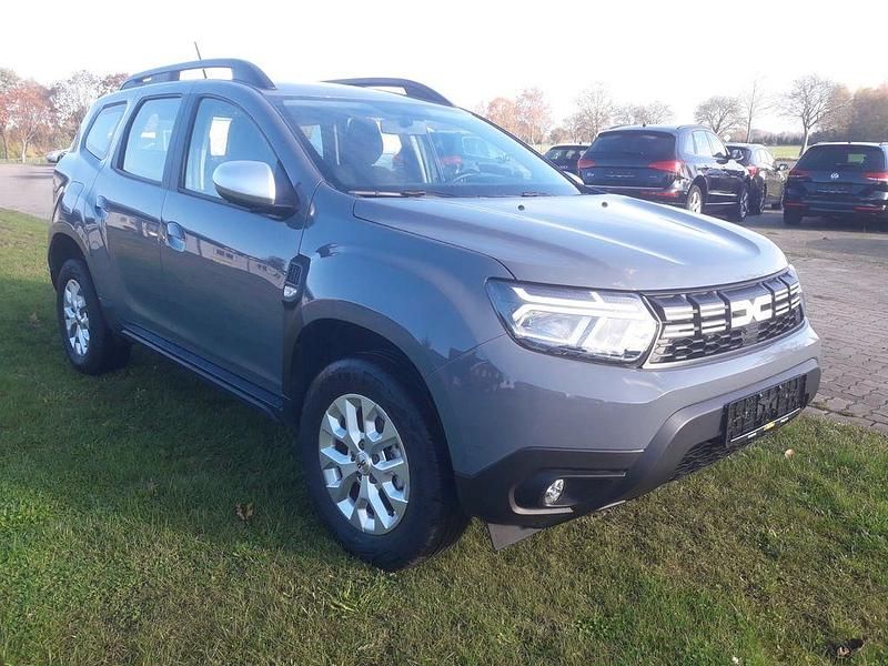 Gebraucht Dacia Duster Expression 116 PS (85 kW) 2024 Städtisches grau SUV
