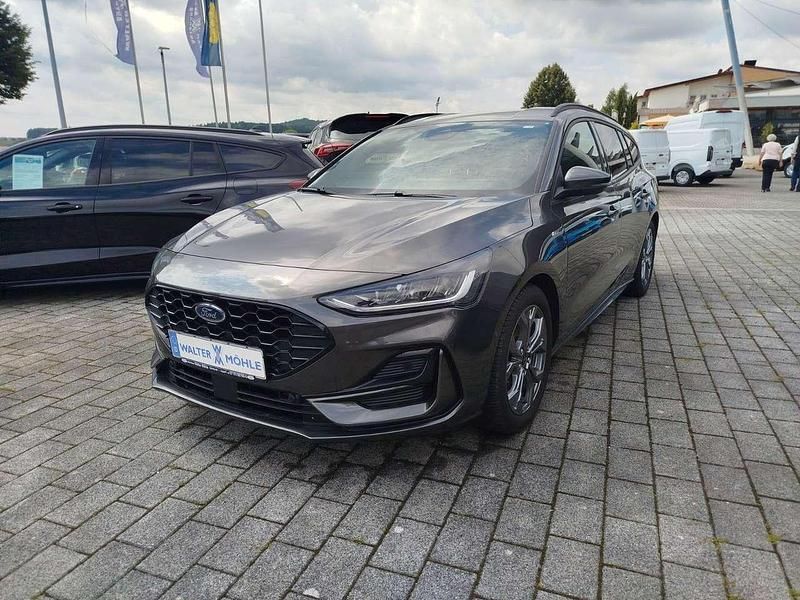 Magneticgrau metallic Gebraucht 2024 Ford Focus ST-Line X Kombi | 26.980 € (Teuer) - Bild 1/4