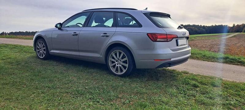 Gebraucht Audi A4 Attraction 150 PS (110 kW) 2016 Silber Kombi