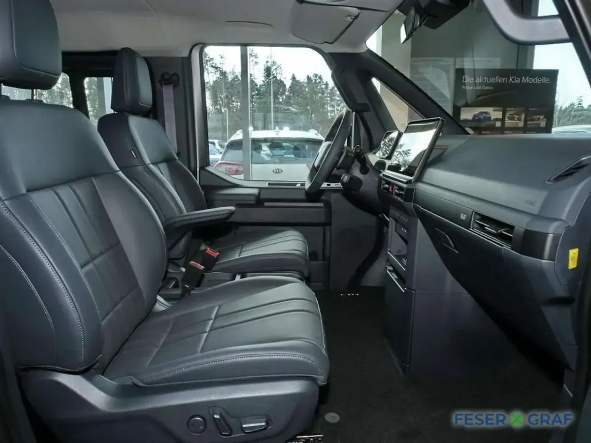 Używany Kia PV5 119 kW (163 KM) 2025 Szary Minivan