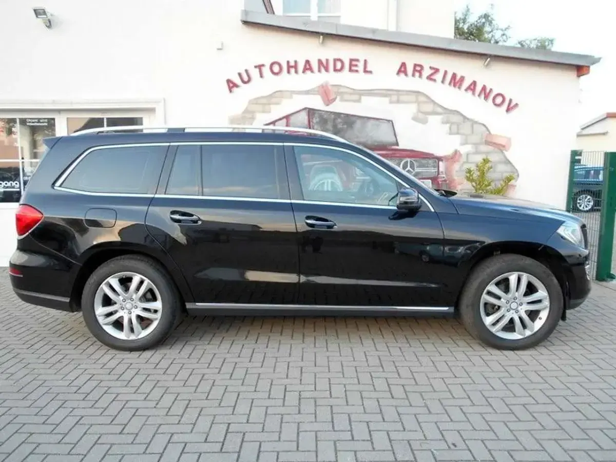 Gebraucht Mercedes GL350 258 PS (189 kW) 2013 Obsidianschwarz metallic SUV