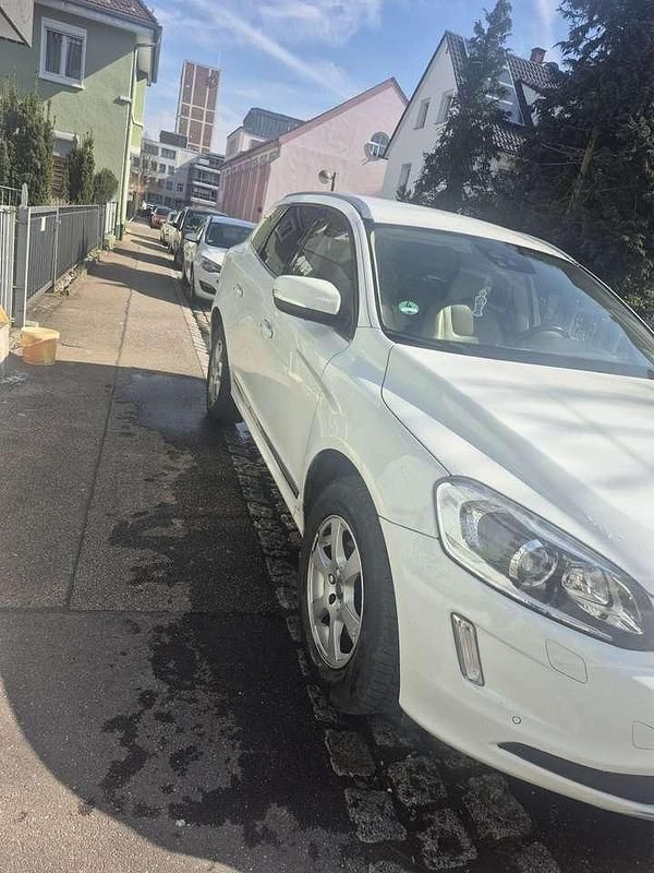 Gebraucht Volvo XC60 Summum 245 PS (180 kW) 2016 SUV