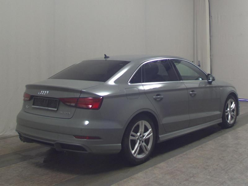Gebraucht Audi A3 S-Line 150 PS (110 kW) 2020 Quantumgrau Limousine