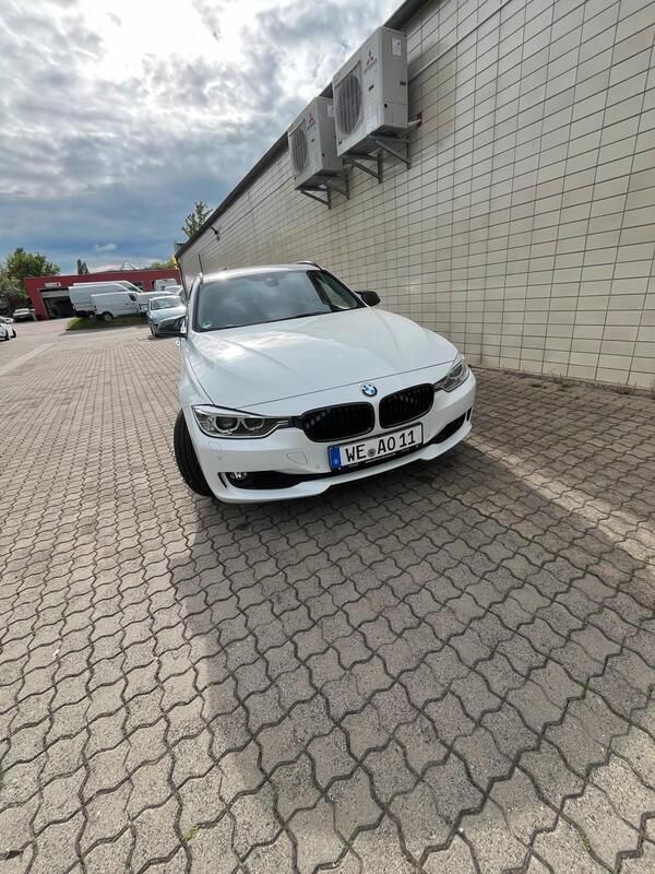 Weiß Gebraucht 2014 BMW 320 Comfort Edition Kombi | 12.500 € (Guter Preis) - Bild 1/4