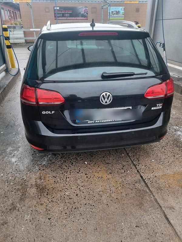 Schwarz Gebraucht 2017 VW Golf VII Kombi | 7.000 € (Fairer Preis) - Bild 1/4