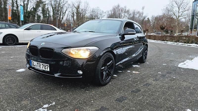 Schwarz Gebraucht 2014 BMW 125 Sport Line Kleinwagen | 10.000 € (Superpreis) - Bild 1/4