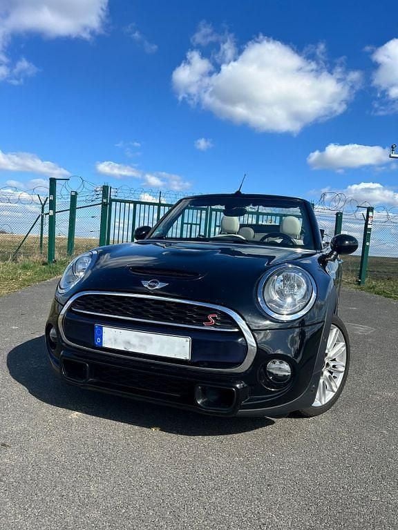 Gebraucht Mini Cooper SD Cabriolet 170 PS (125 kW) 2016 Schwarz Cabrio