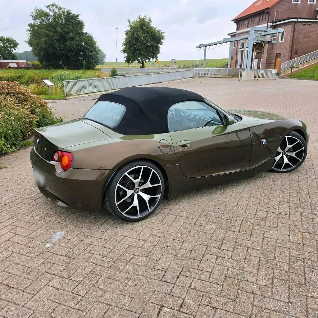 Gebraucht BMW Z4 231 PS (169 kW) 2003 Grün Cabrio