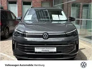 Neu VW Tiguan 150 PS (110 kW) 2026 Grau (uranograu) SUV