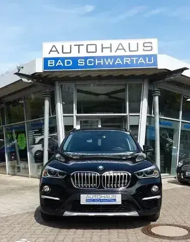 Używany BMW X1 xLine 140 KM (102 kW) 2017 Czarny SUV