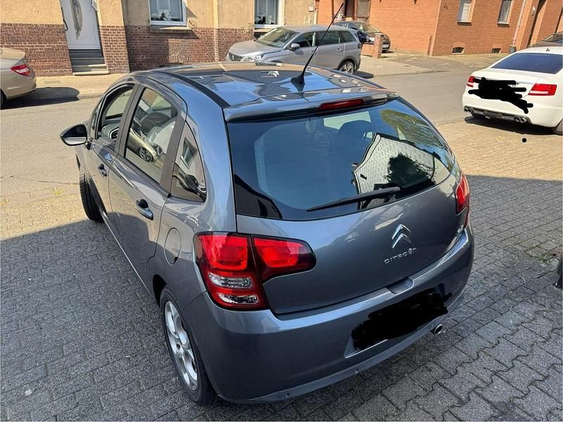 Grau Gebraucht 2010 Citroën C3 Kleinwagen | 3.000 € (Guter Preis) - Bild 1/4