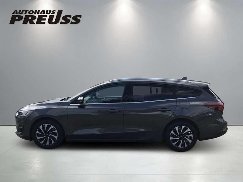 Gebraucht Ford Focus Titanium 116 PS (85 kW) 2025 Grau Limousine