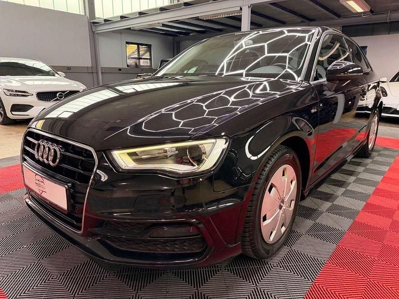 Gebraucht Audi A3 S-Line 105 PS (77 kW) 2014 Schwarz Limousine