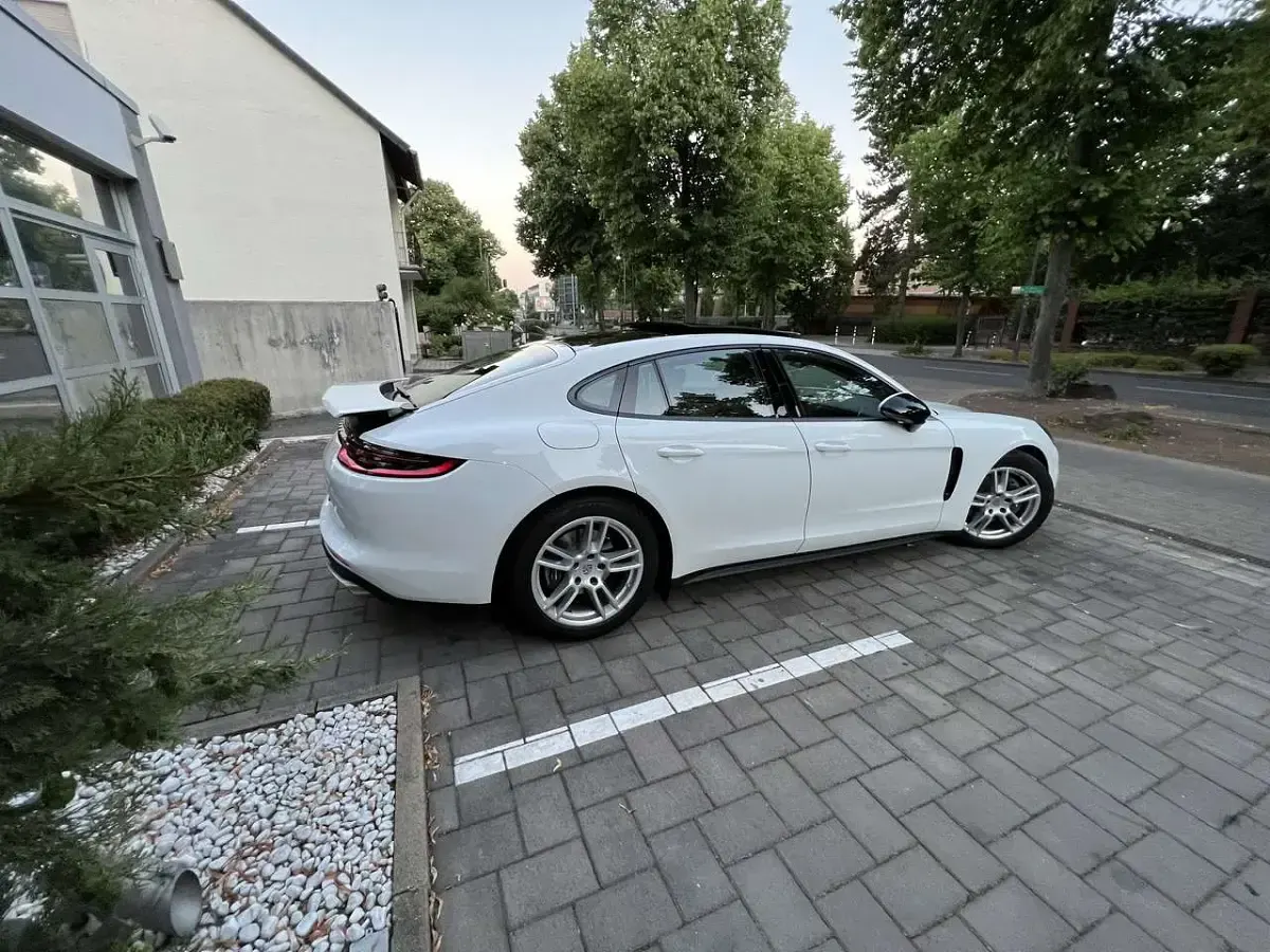 Gebraucht Porsche Panamera 4 Executive Executive 330 PS (242 kW) 2017 Kleinwagen