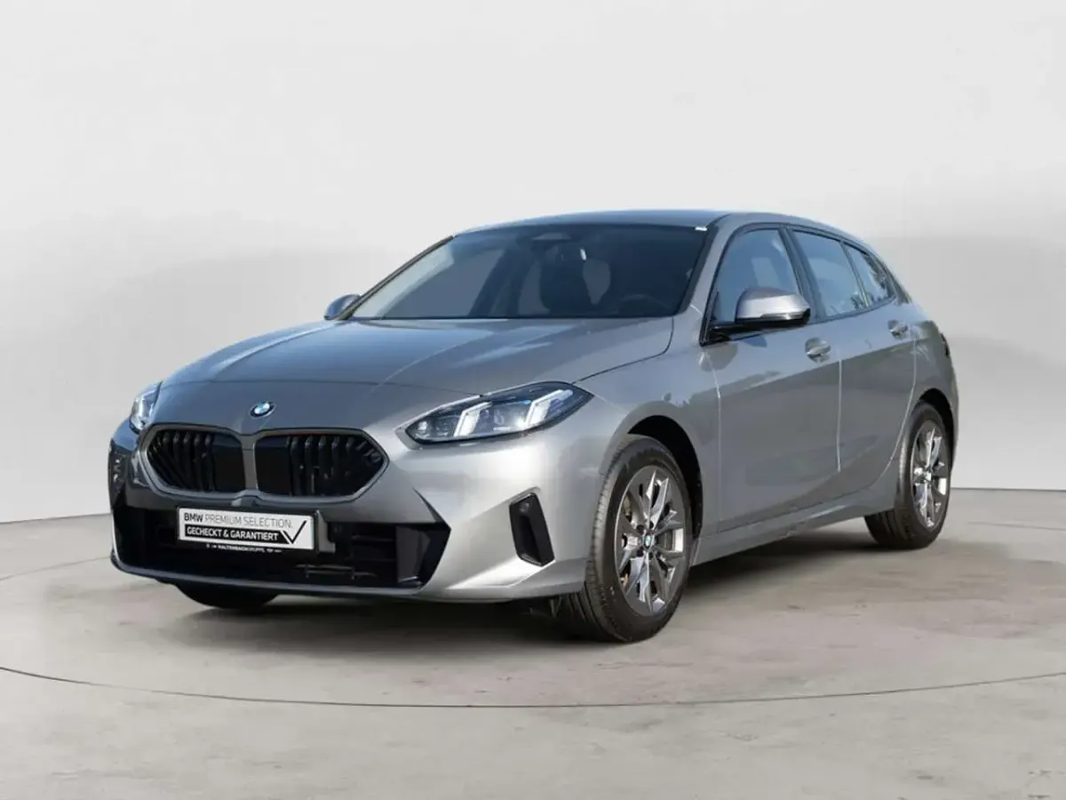 Gebraucht BMW 120 163 PS (119 kW) 2025 Grau Kleinwagen