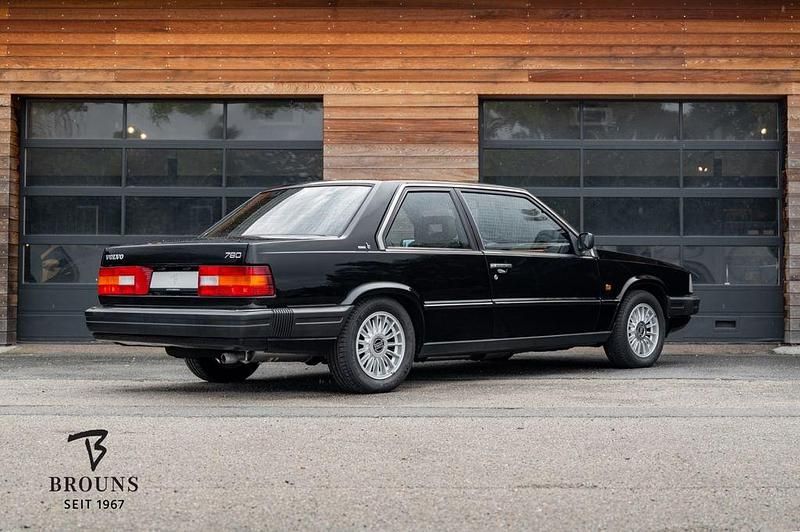 Gebraucht Volvo 780 147 PS (108 kW) 1987 Schwarz Coupé